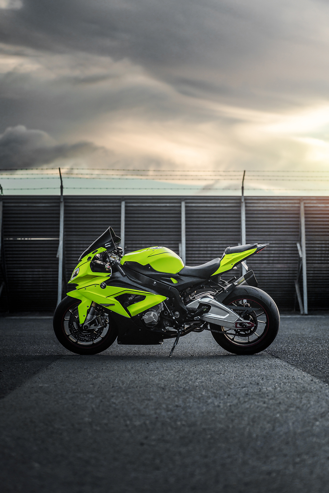 Look! A Hi-Viz S1000RR! – @5e11even